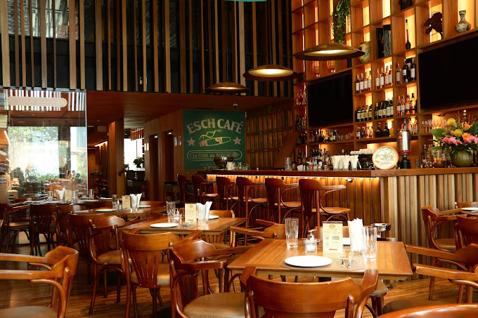 Ambiente Esch Café
